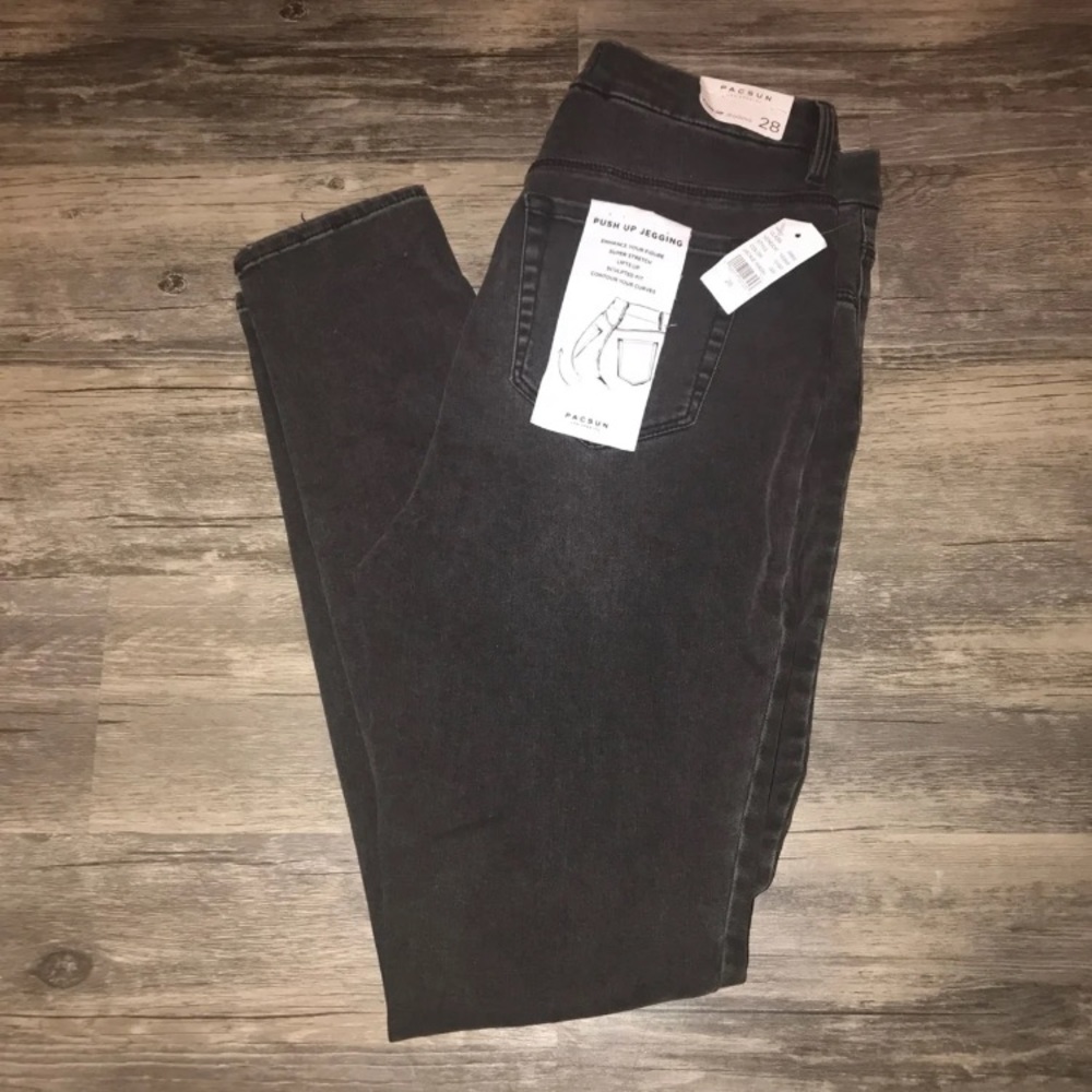 Brand new pacsun jeans